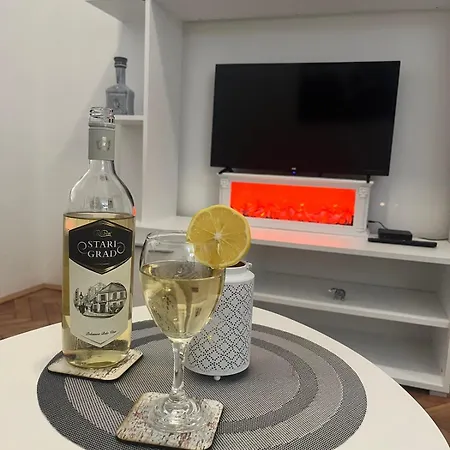Apartment Dionis Sm 2